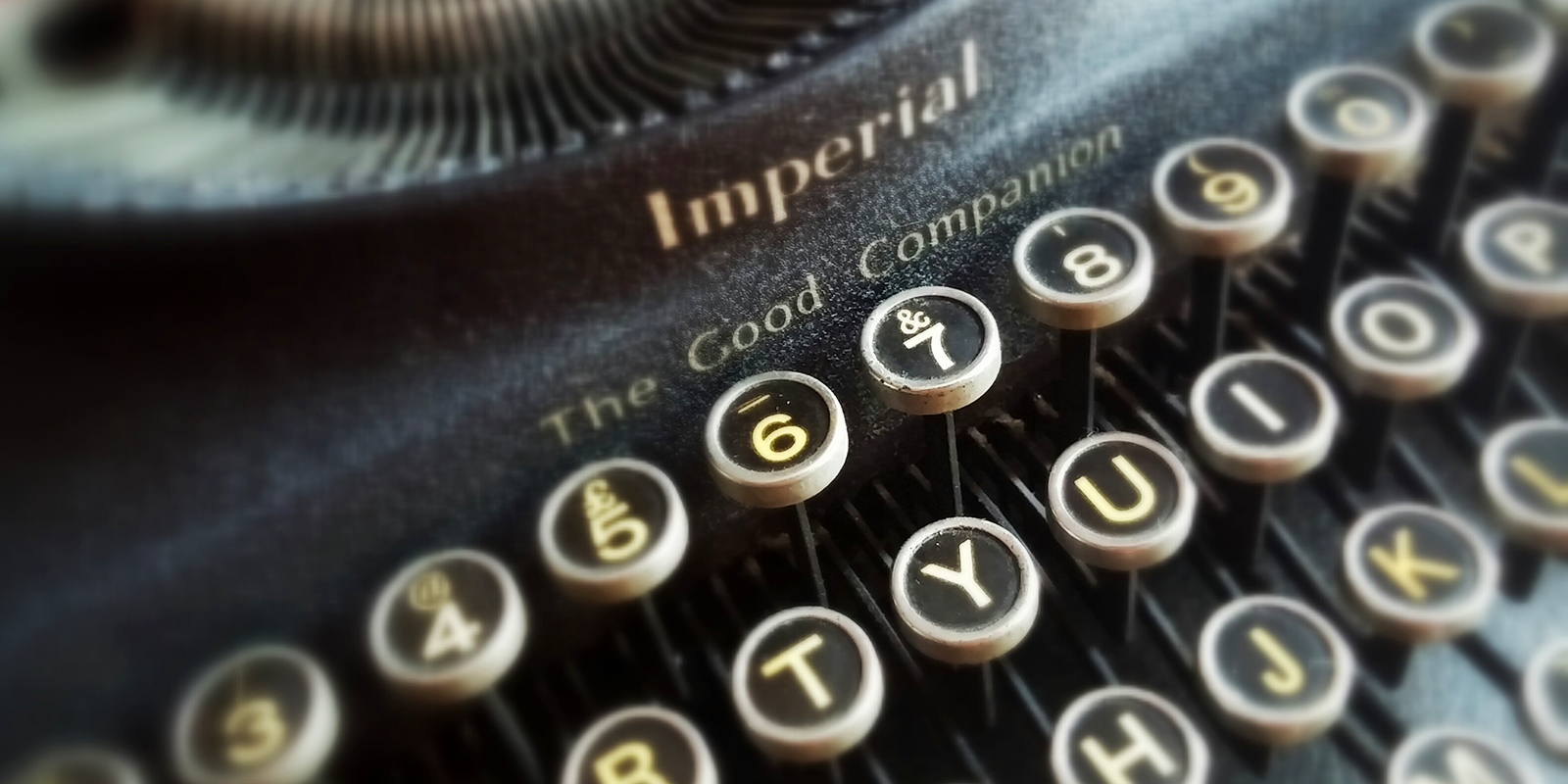 Old typewriter 03